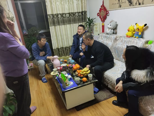 关爱员工冷暖 传递组织温情——米兰官方网站-米兰MiLan(中国)
组织开展员工家访活动(图2)
