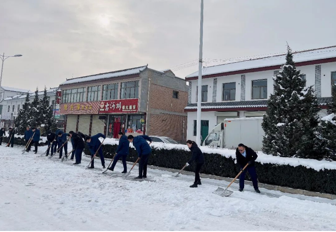 筑起安全墙 照亮乡村路——米兰官方网站-米兰MiLan(中国)
鼎力支持包抓共建村社文明创建工作(图7)