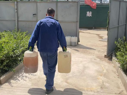 米兰官方网站-米兰MiLan(中国)
城东污水处理公司扎实推进危险废物规范化处置(图3)