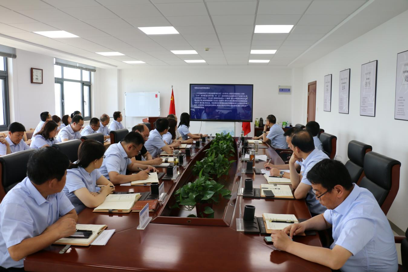 米兰官方网站-米兰MiLan(中国)
召开党委理论中心组集体学习研讨会议(图2)