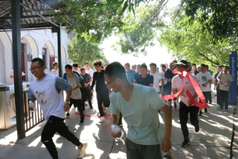 助力文旅市场 展示产投风采——米兰官方网站-米兰MiLan(中国)
组织开展员工登山比赛活动(图2)